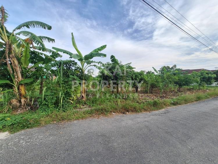 DIJUAL SEBIDANG TANAH HOOK COCOK BANGUN PERUMAHAN LOKASI DEKAT JL.KULIM/RIAU-PEKANBARU
