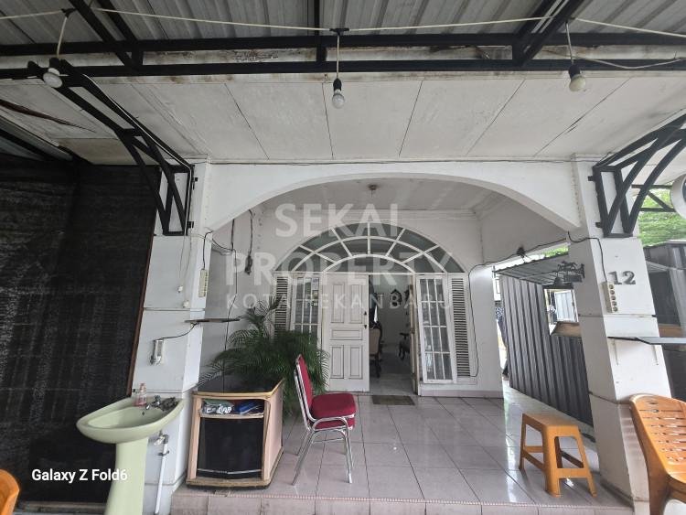 DIJUAL RUMAH SIAP HUNI LOKASI DI JL.DIPONEGORO