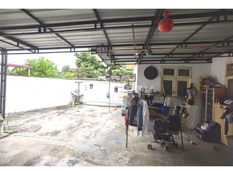 Dijual Rumah tengah kota dan posisi hook di Jl. Paus - Pekanbaru