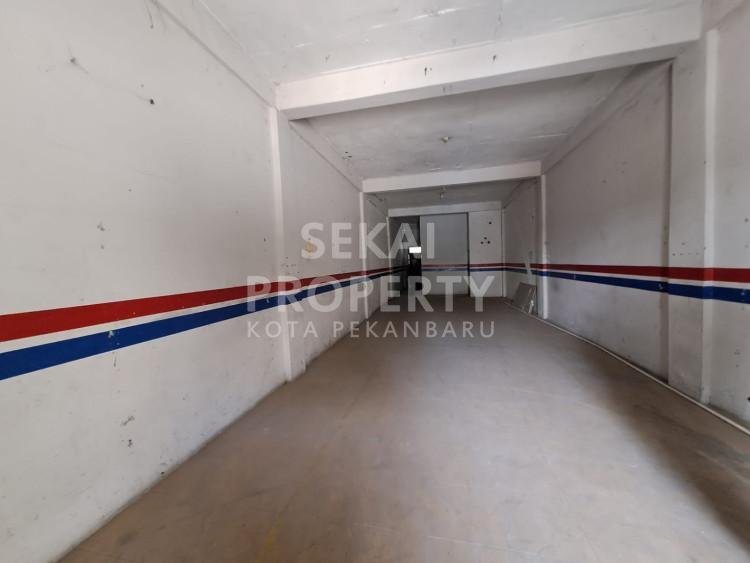 DIJUAL RUKO 3 LANTAI LOKASI JL. TUANKU TAMBUSAI UJUNG - PEKANBARU