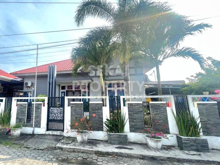 DIJUAL.RUMAH BULATAN MEWAH FULL FURNISH POSISI HOOK LOKASI JL.DELIMA-PEKANBARUKASI