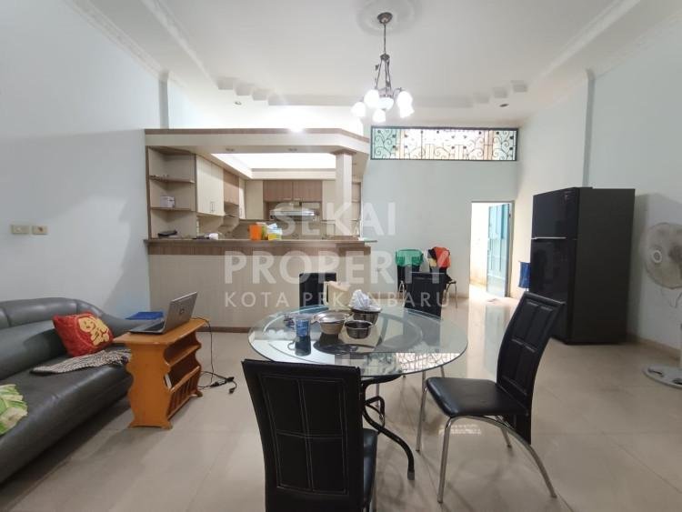 DI JUAL RUKO 3 LANTAI JL KUANTAN RAYA