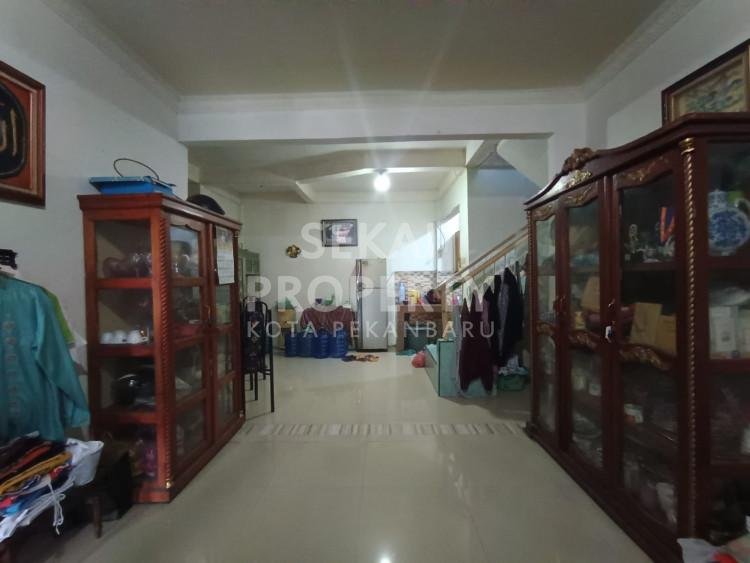 DI JUAL RUMAH JL PAUS / NERACA INDAH