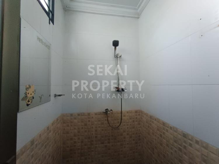 Lihat semua foto