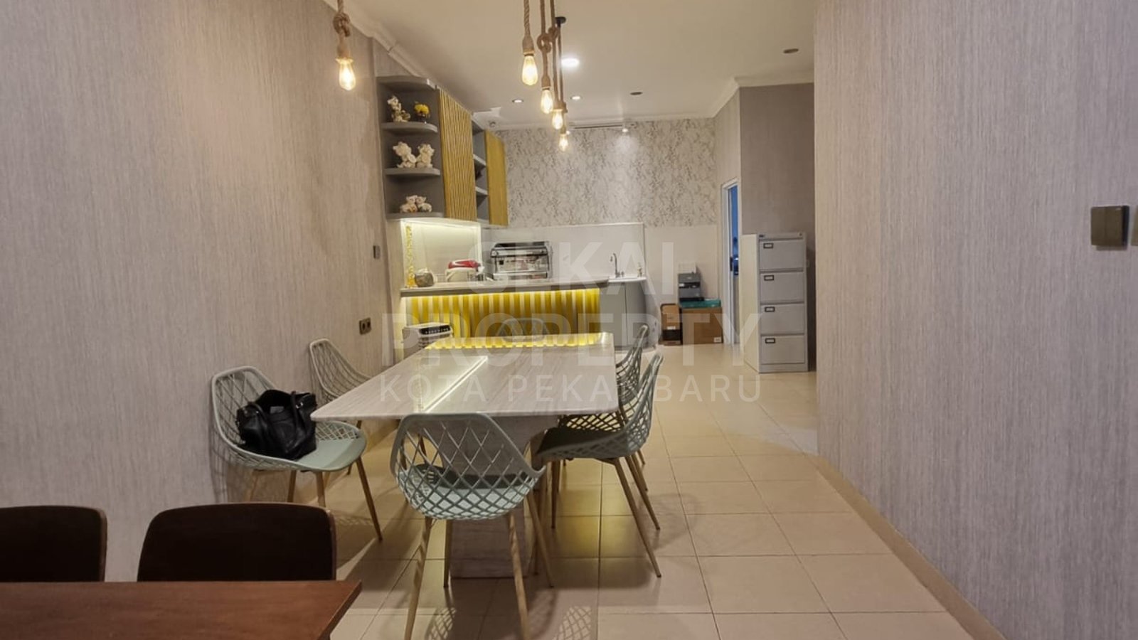 Dijual Rumah Cluster Di Jl. Mangga - Jakarta Barat
