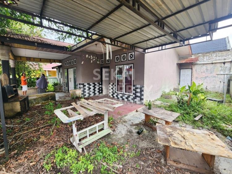 DIJUAL RUMAH BULATAN LOKASI JL. PASIR PUTIH