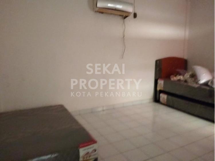 Lihat semua foto