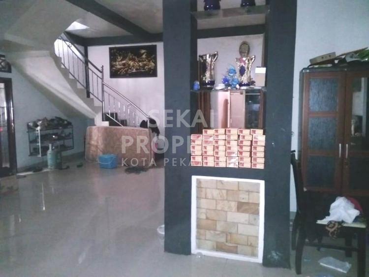 Dijual Rumah tengah kota lokasi dekat Jl. Sudirman - Pekanbaru