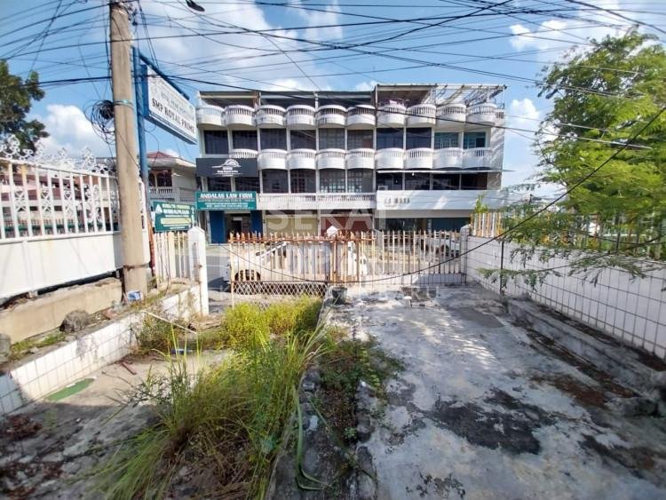 DIJUAL RUMAH DI JL TEUKU UMAR - PEKANBARU