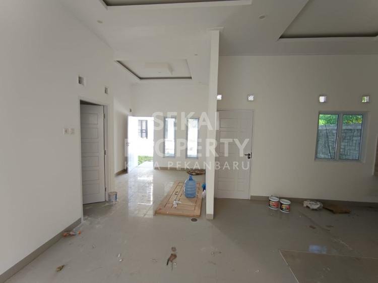 DIJUAL RUMAH CLUSTER SIAP HUNI DI GARUDA SAKTI - PEKANBARU
