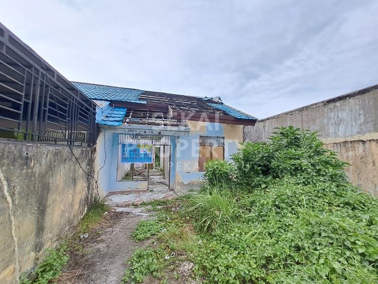 DIJUAL SEBIDANG TANAH BUAT BANGUN RUMAH TINGGAL LOKASI DALAM KOTA JL.SIDOMULYO-PEKANBARU