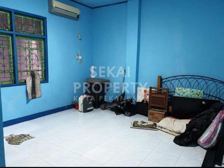 Lihat semua foto