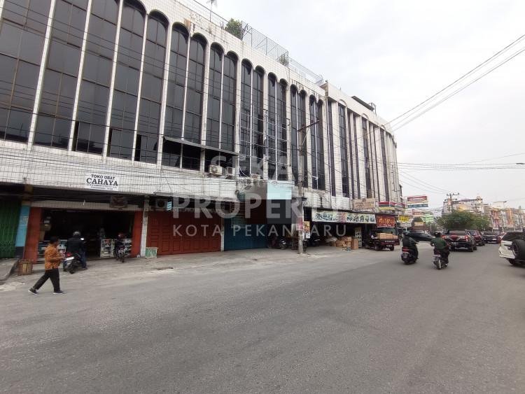 Dijual Ruko 5lt, Tepi Jalan Besar, JL.Juanda, Pekanbaru