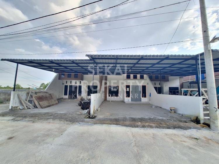 DIJUAL RUMAH CLUSTER BARU 1,5 LANTAI LOKASI RIAU UJUNG-PEKANBARU
