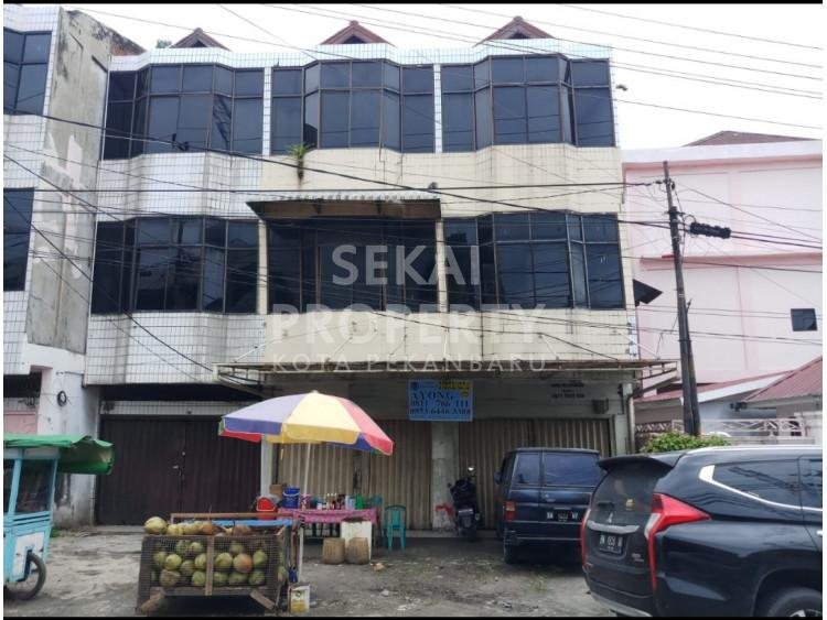 Dijual / Disewakan Ruko Gandeng 3lt Full Keramik di Jl. Tanjung Datuk Ujung - Pekanbaru