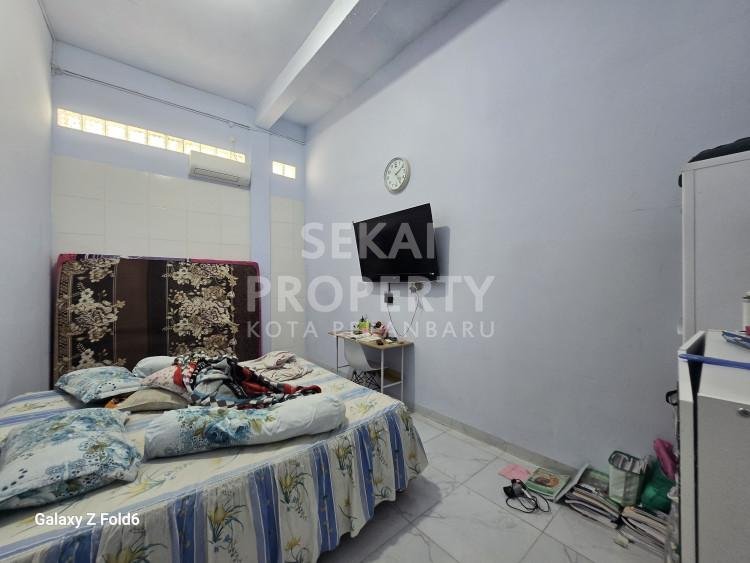 Lihat semua foto