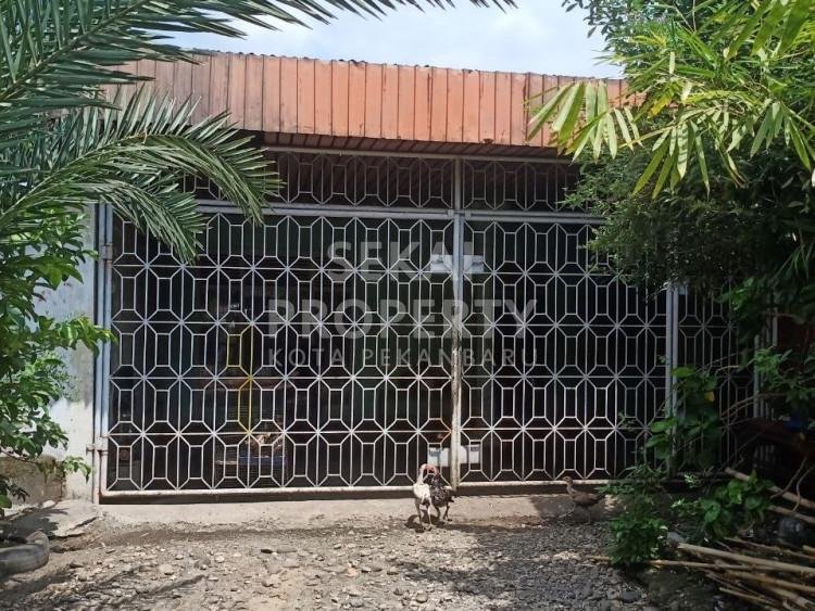 DIJUAL TANAH BONUS BANGUNAN LOKASI DEKAT JL. PAUS - PEKANBARU