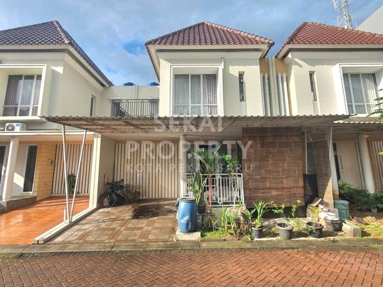 DIJUAL RUMAH CLUSTER 2 LANTAI FULL FURNISH LOKASI DI GADING SERPONG-JAKARTA