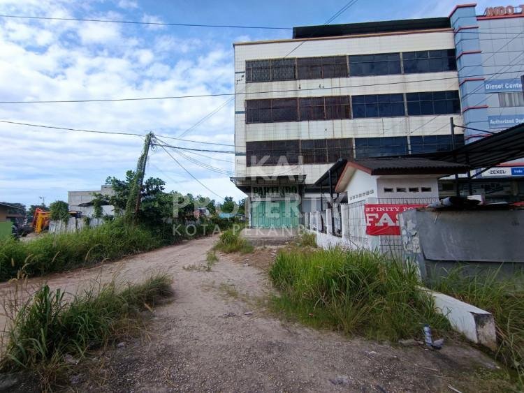 DIJUAL RUKO 3LT LOKASI TEPI JALAN JL. RIAU UJUNG - PEKANBARU
