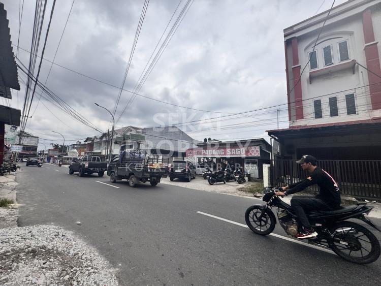 Lihat semua foto