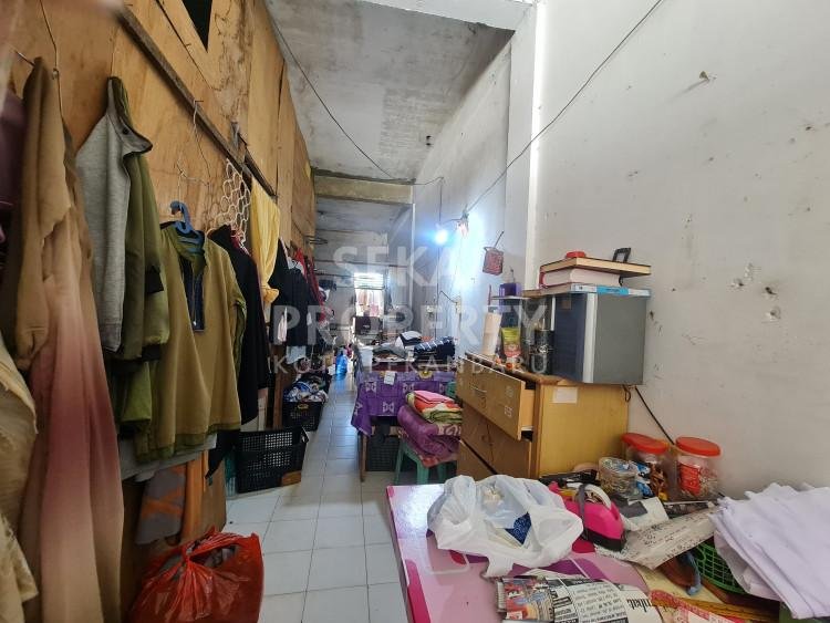 Lihat semua foto