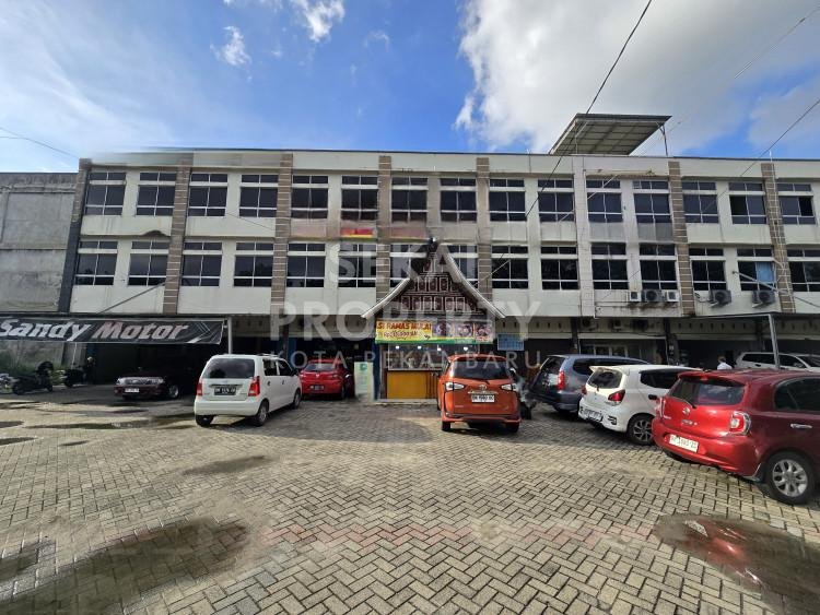 DIJUAL RUKO 3 LANTAI SIAP PAKAI LOKASI JALAN ARIFIN AHMAD - PEKANBARU