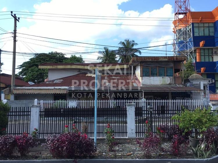 DI JUAL RUMAH JL CEMPEDAK PEKANBARU