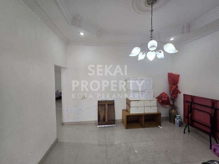 DIJUAL RUMAH SIAP HUNI LOKASI JALAN ANGKASA-PEKANBARU