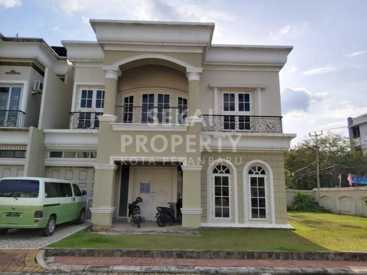 Dijual Rumah Mewah 2 Lt. Sudirman City Square, Pekanbaru