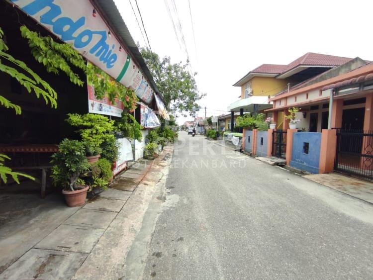 DI JUAL TANAH +BANGUNAN DI DEKAT JLN. SUKARNO HATTA -PEKANBARU