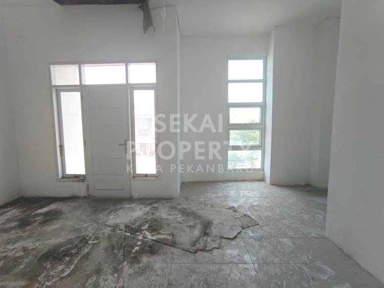 DIJUAL RUMAH CLUSTER LOKASI JL. PEMUDA UJUNG / KOMPLEK PLATINUM REGENCY - PEKANBARU
