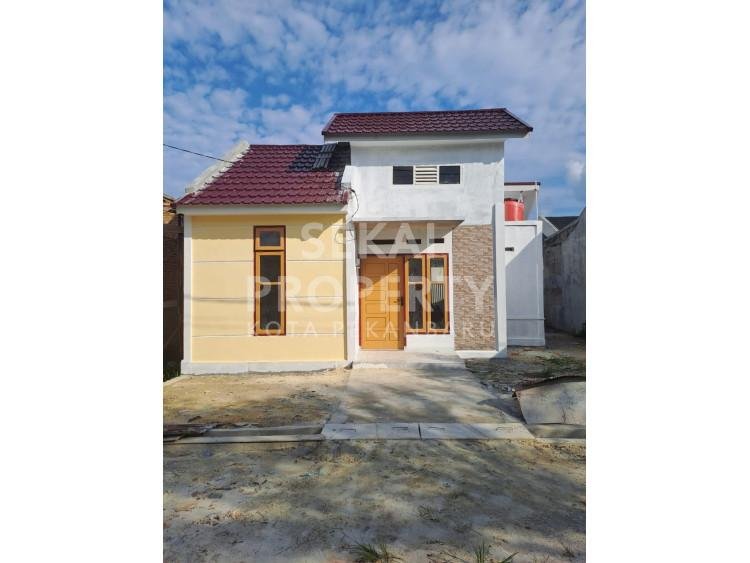DIJUAL RUMAH BARU SIAP HUNI JL.KUBANG RAYA