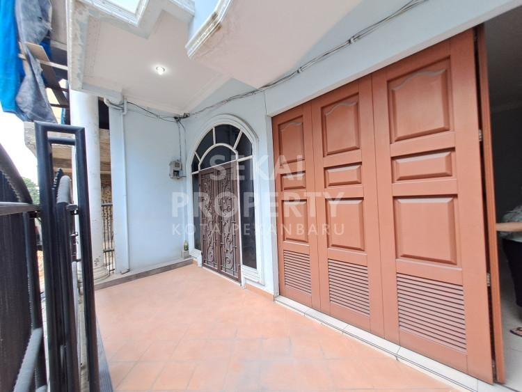DIJUAL/DISEWAKAN  RUMAH 3,5 LT SIAP HUNI DI JL.KUANTAN RAYA-PEKANBARU