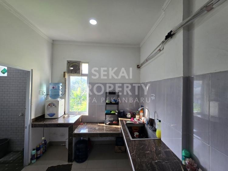 Lihat semua foto