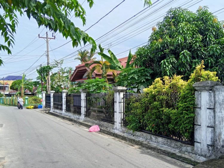 Dijual Rumah Di Jl. Kuantan Raya