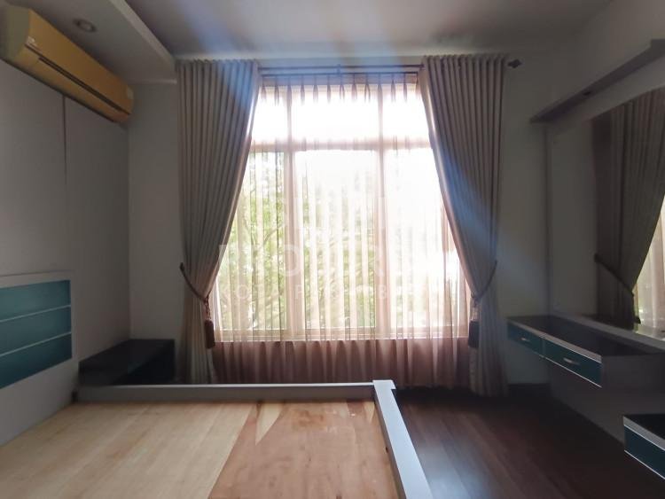 DI JUAL DAN DI SEWAKAN RUMAH JL ARIFIN AHMAD