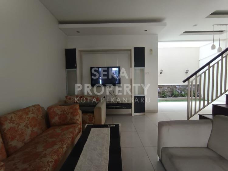 DI JUAL DAN DI SEWAKAN RUMAH JL ARIFIN AHMAD