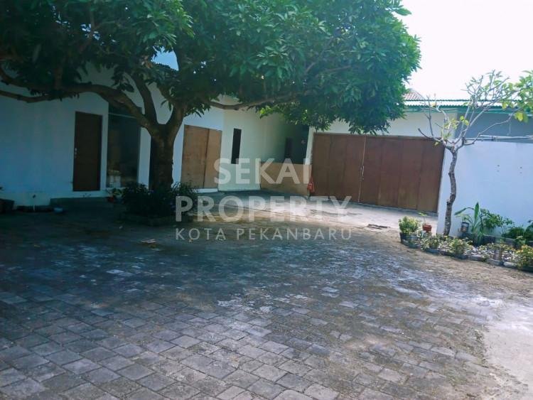 Dijual Rumah dan Gudang di Jimbaran - Bali