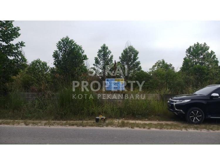 Dijual sebidang tanah di Garuda Sakti KM11