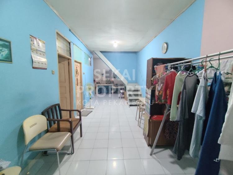Dijual Rumah 2 Lantai Tengah Kota - Di Jundul Baru Pekanbaru