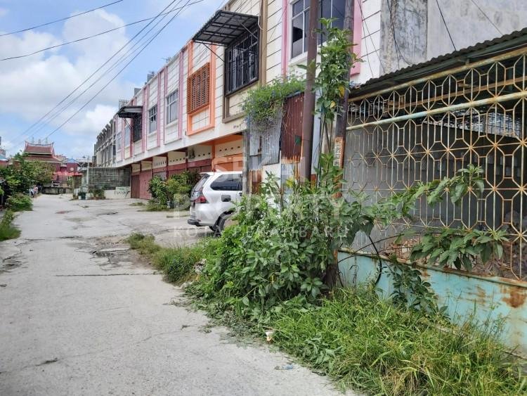 Dijual rumah di Jl. Dwikarsa - Pekanbaru