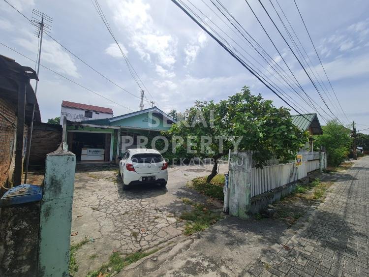 Di jual rumah bulatan lokasi Jalan Durian tengah kota Pekanbaru