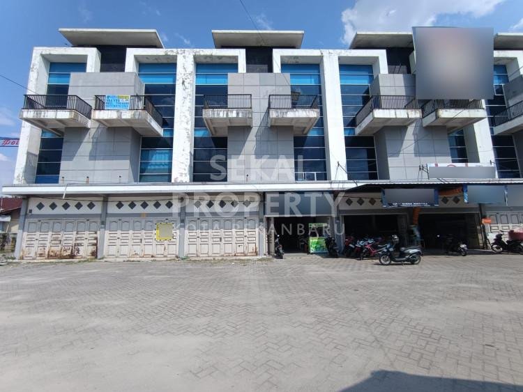 Dijual Ruko 3 Lantai di Panam Ujung