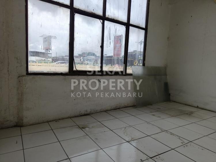 Lihat semua foto