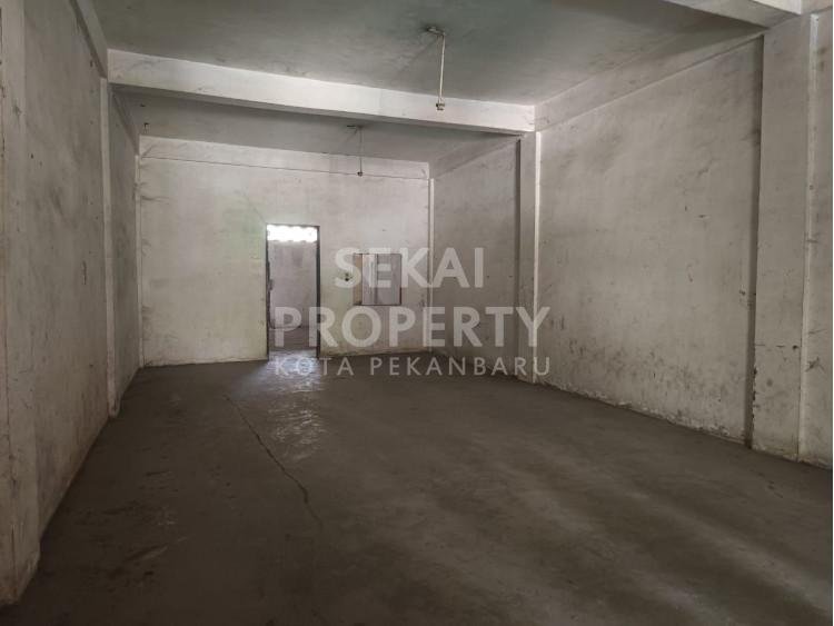 DIJUAL RUKO 2 1/2 LANTAI DI JALAN HARAPAN RAYA PEKANBARU