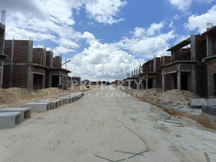 Dijual Rumah Cluster Tengah Kota Lokasi Dekat Paus