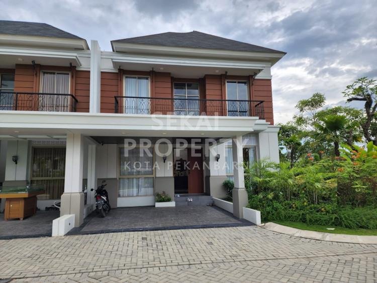 Dijual Rumah Cluster mewah 2lt  lokasi tengah kota JL. Duyung - Pekanbaru