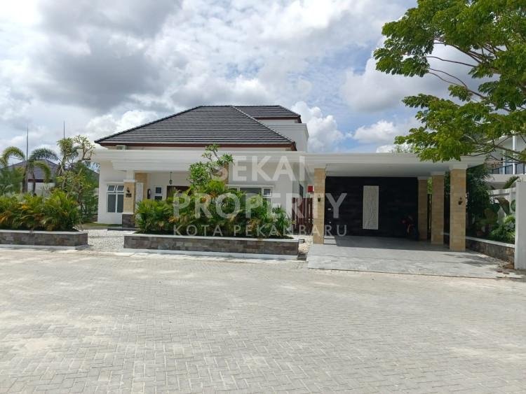 Dijual Rumah Bulatan cluster mewah dengan kolam renang pribadi lokasi Jl. Parit Indah - Pekanbaru