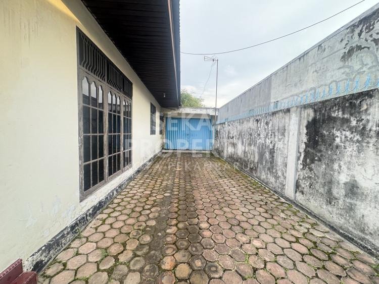 Lihat semua foto
