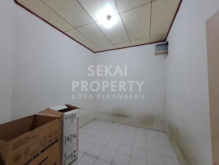 Lihat semua foto